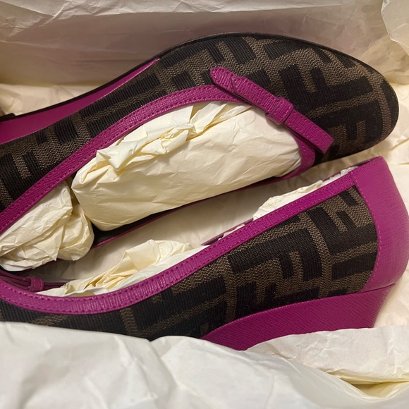 FENDI FF Logo Wedges - Picture 11 of 16